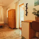 New Wellness & Boutique *